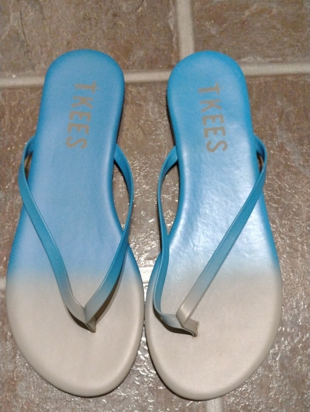 TKEES Blue to Grey Ombre Slim Strap Flip Flop Sandals Size 38